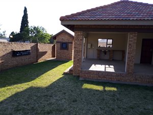 1 Bed Flat in Fochville