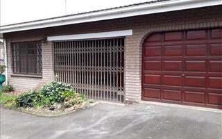 2 Bedroom Simplex in Pinetown Central
