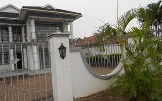 5 Bedroom House in Parkgate
