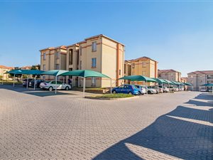 2 Bed Townhouse in Aeroton