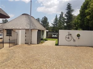 1 Bed Garden Cottage in Kyalami AH