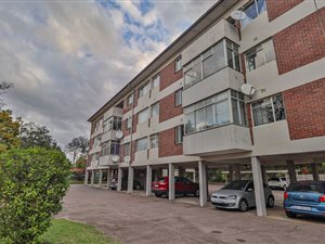 2 Bed Apartment in Pinetown Central