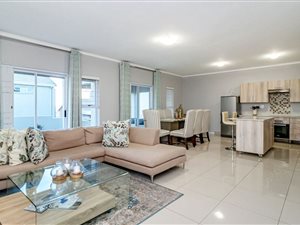 4 Bed House in Blue Hills