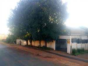 3 Bed House in Greymont