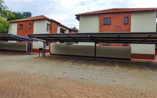 2 Bedroom Apartment in Pretorius Park