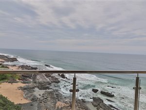 3 Bed Apartment in Sheffield Beach