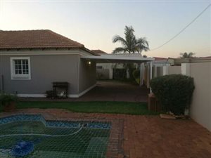 3 Bed House in Doornpoort and surrounds