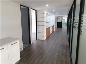 260 m² Office Space in Bulwer