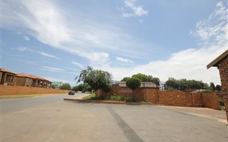 3 Bedroom Cluster in Noordwyk