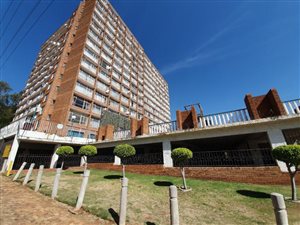 1.5 Bed Flat in Gezina
