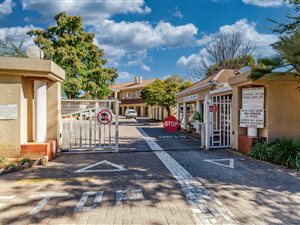 1 Bed Apartment in Parys