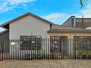 Commercial space in Norwood