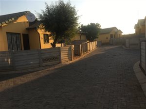 2 Bed Simplex in Naturena