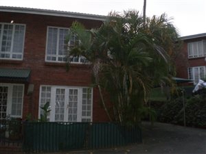 2 Bedroom Duplex in Prestbury