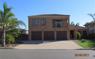 3 Bedroom House in Kleinbron Estate
