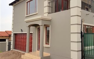 3 Bedroom Duplex in Munsieville South