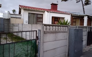 3 Bedroom House in Kewtown