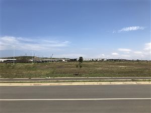 4704 m² Land available in Cornubia