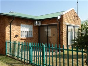 2 Bed Townhouse in Sunair Park