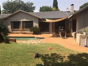 4 Bed House in Highway Gardens