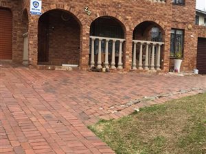5 Bed House in Springfield