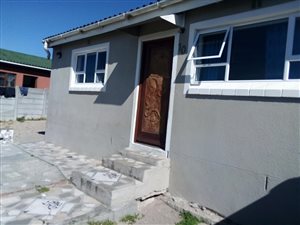 2 Bed House in Macassar