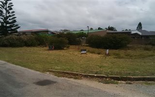 505 m² Land available in C Place