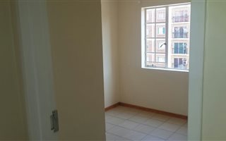 3 Bedroom Apartment in Karen Park