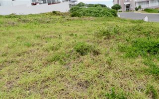 640 m² Land available in Pienaarstrand