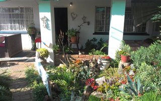9 Bedroom House in Vyfhoek