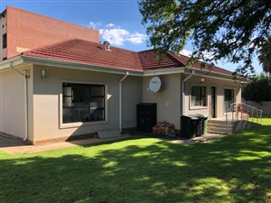 163 m² Office Space in Dunvegan