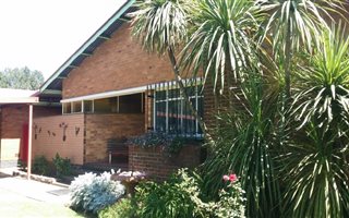 3 Bedroom House in Vanderbijlpark CW4