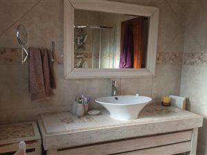 1 Bed Garden Cottage in Boardwalk Meander