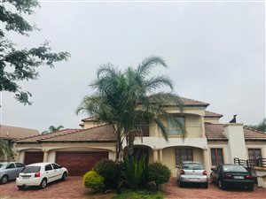 6 Bed House in Valleyview Estate