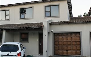 3 Bedroom Duplex in Vredenberg