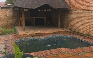 3 Bedroom House in Thatchfield