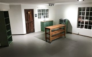 1 Bedroom Garden Cottage in Cresta