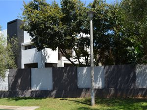 3 Bed House in Blue Gill