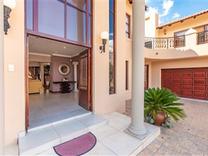 5 Bed House in Poortview