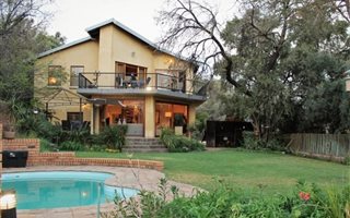 3 Bedroom House in Broederstroom