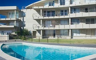 2 Bedroom Apartment in Lagoon Beach