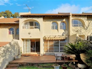 3 Bed Townhouse in Bordeaux