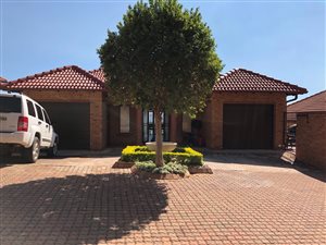 3 Bed Townhouse in Rietondale