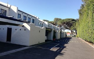 3 Bedroom Townhouse in Meadowridge