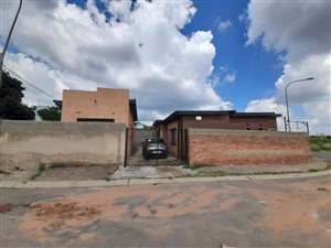 3 Bed House in Meadowlands