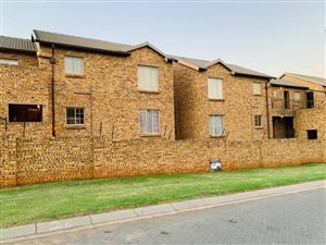 2 Bed Apartment in Chloorkop