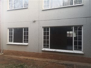 2 Bed Apartment in Boksburg West