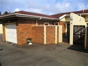 3 Bed Apartment in Port Edward