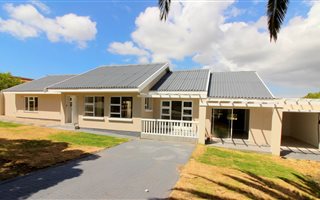 5 Bedroom House in Bay View