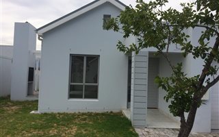 3 Bedroom House in Paarl Central East